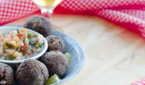 Receita: Bolinho de feijão preto