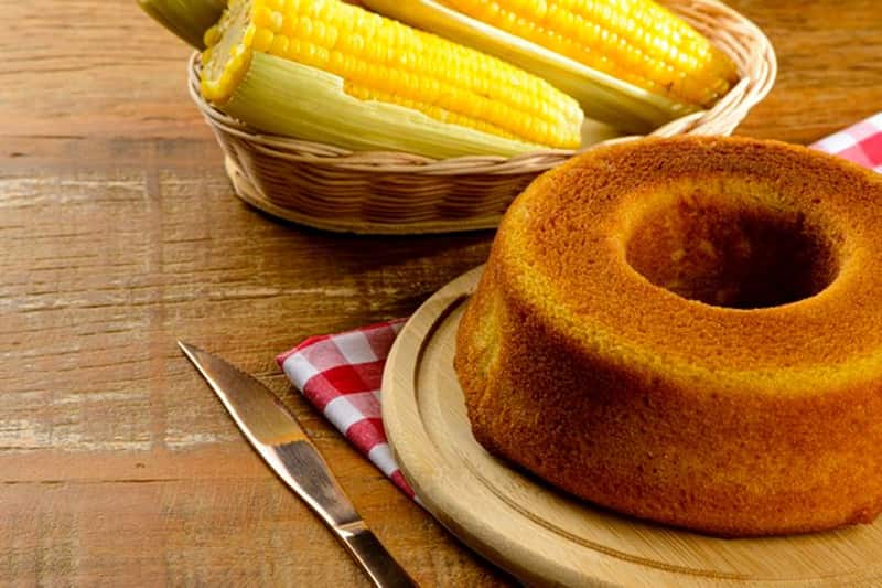 Como fazer BOLO DE MILHO cremoso!  Aprenda a fazer BOLO DE MILHO CREMOSO!  E se quiser ainda mais cremoso, deixe apenas 30 minutos no forno!  Ingredientes para o bolo de milho