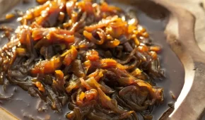 Chutney de Cebola Casbri: Um Acompanhamento Versátil